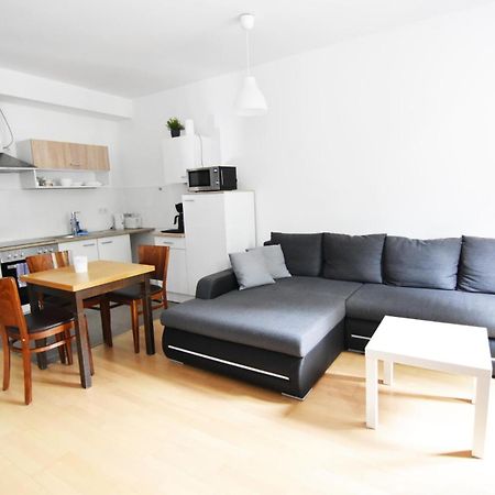 Dorya Am Ring Apartment Кьолн Екстериор снимка