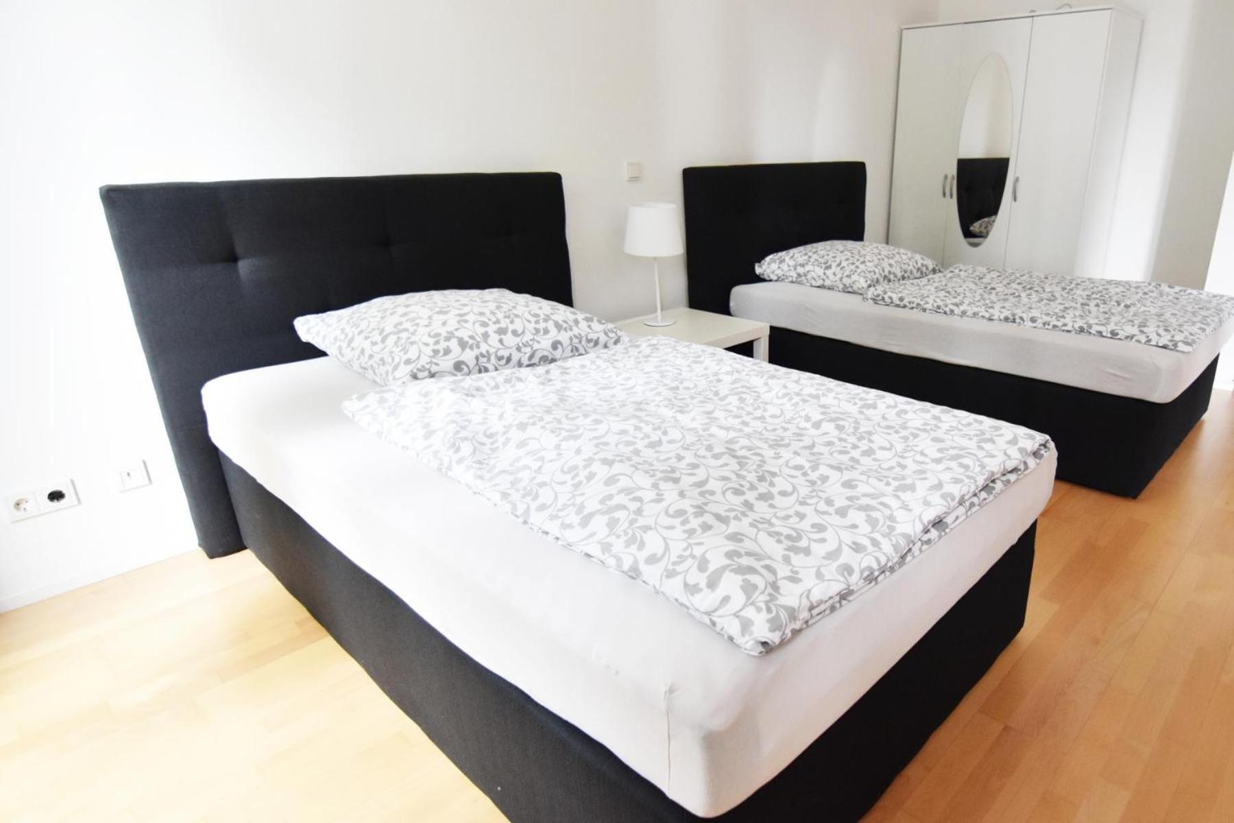 Dorya Am Ring Apartment Кьолн Екстериор снимка