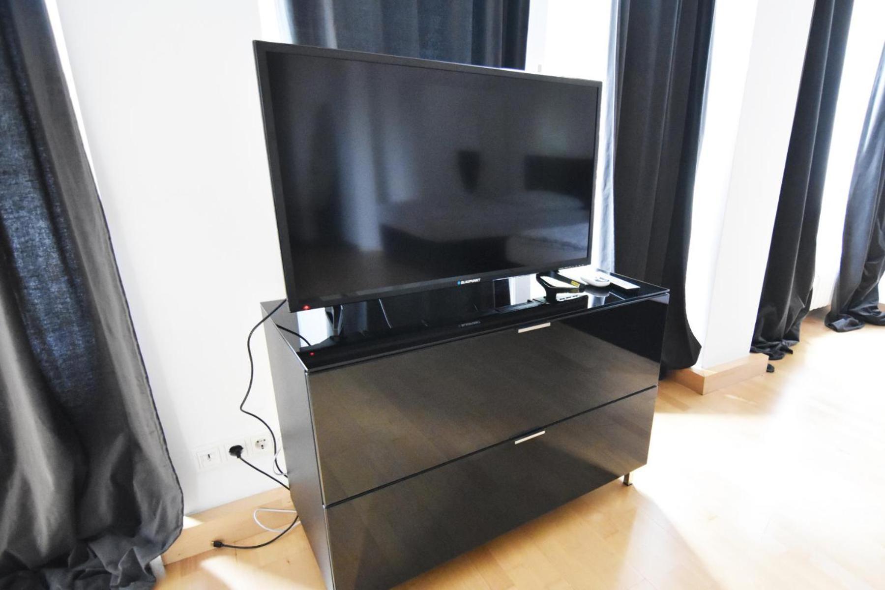 Dorya Am Ring Apartment Кьолн Екстериор снимка