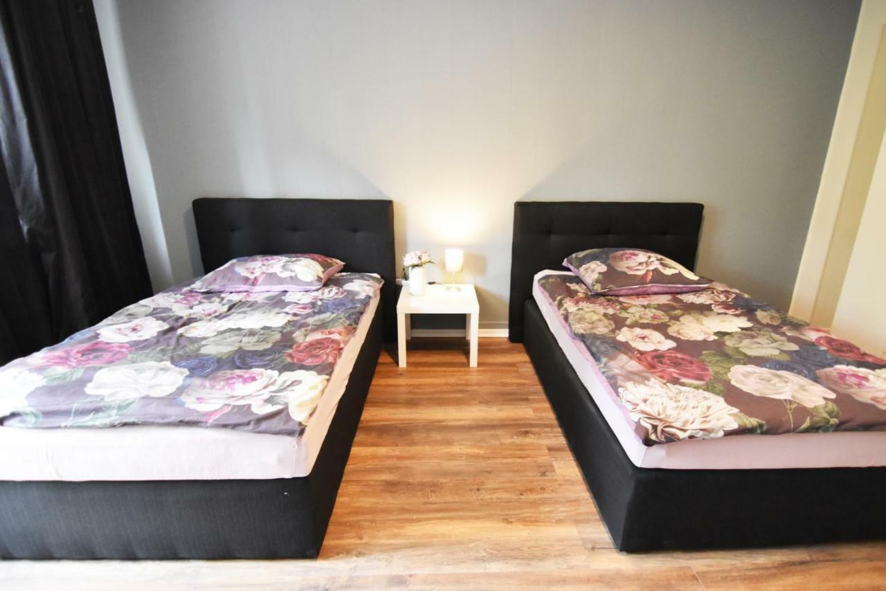 Dorya Am Ring Apartment Кьолн Екстериор снимка